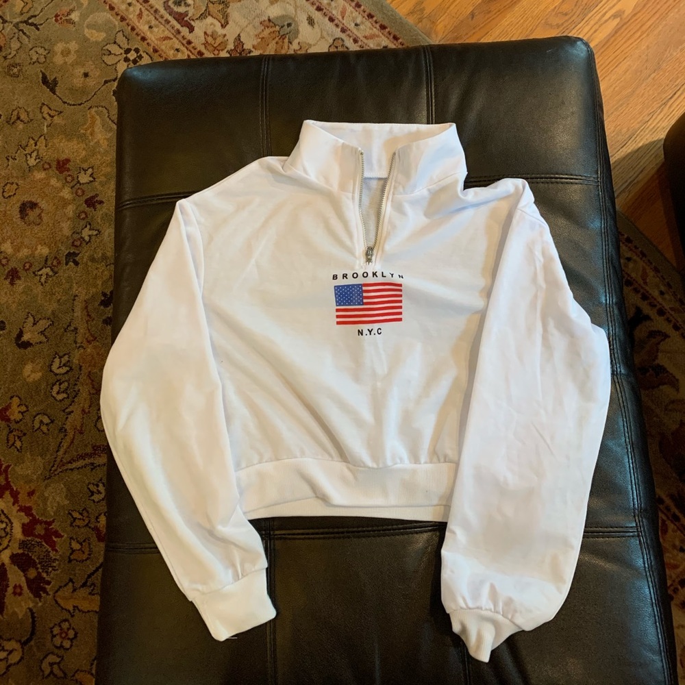 Cropped quarter zip